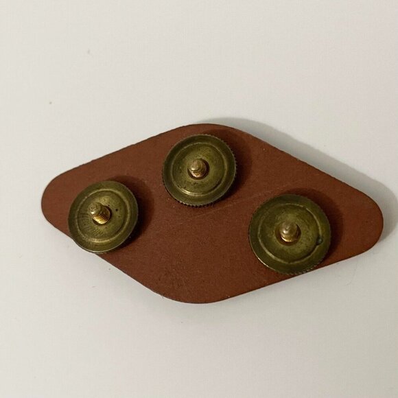 Vintage RCAF Royal Canadian Air Force Officers Wedge Cap Badge - Picture 16 of 16